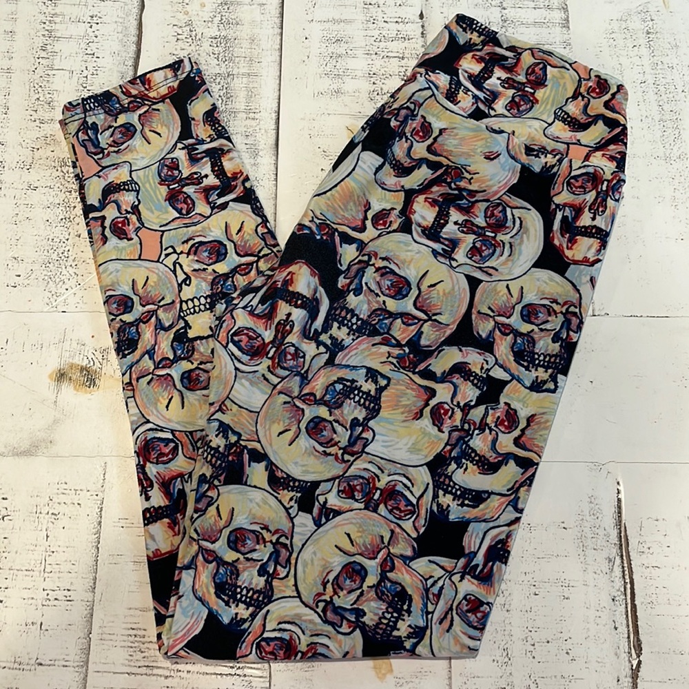 🖤 LuLaRoe Skull Leggings 🖤